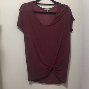 Maroon oversized shirt with a tied knot Charlotte